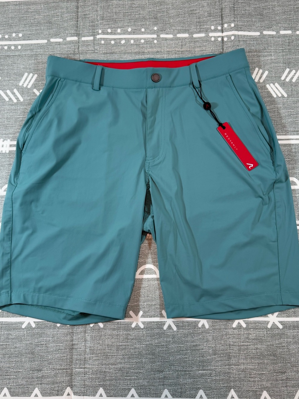 Redvanly Hanover Pull-On Shorts in Rainforest